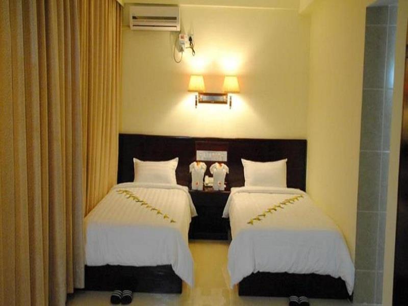 Golden Hill Hotel - Lashio Экстерьер фото