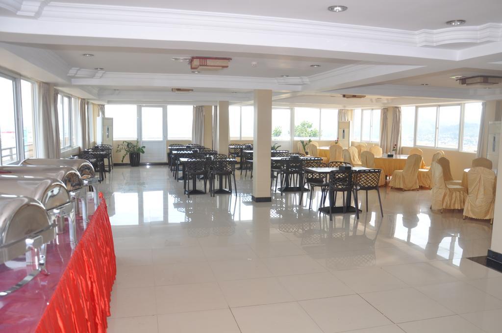 Golden Hill Hotel - Lashio Экстерьер фото