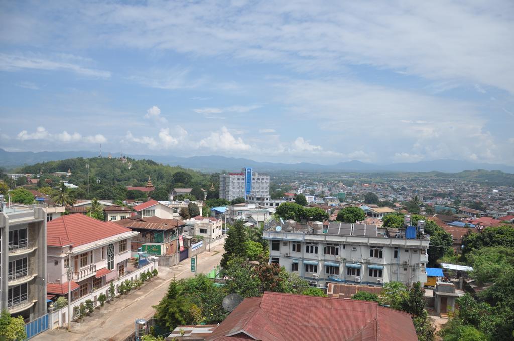 Golden Hill Hotel - Lashio Экстерьер фото